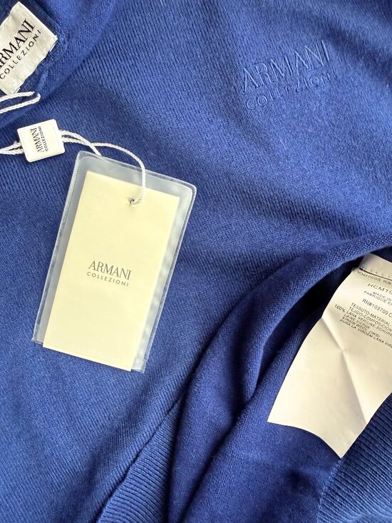 New Armani Collezioni V Neck Blue Sweater L size - Picture 7 of 7